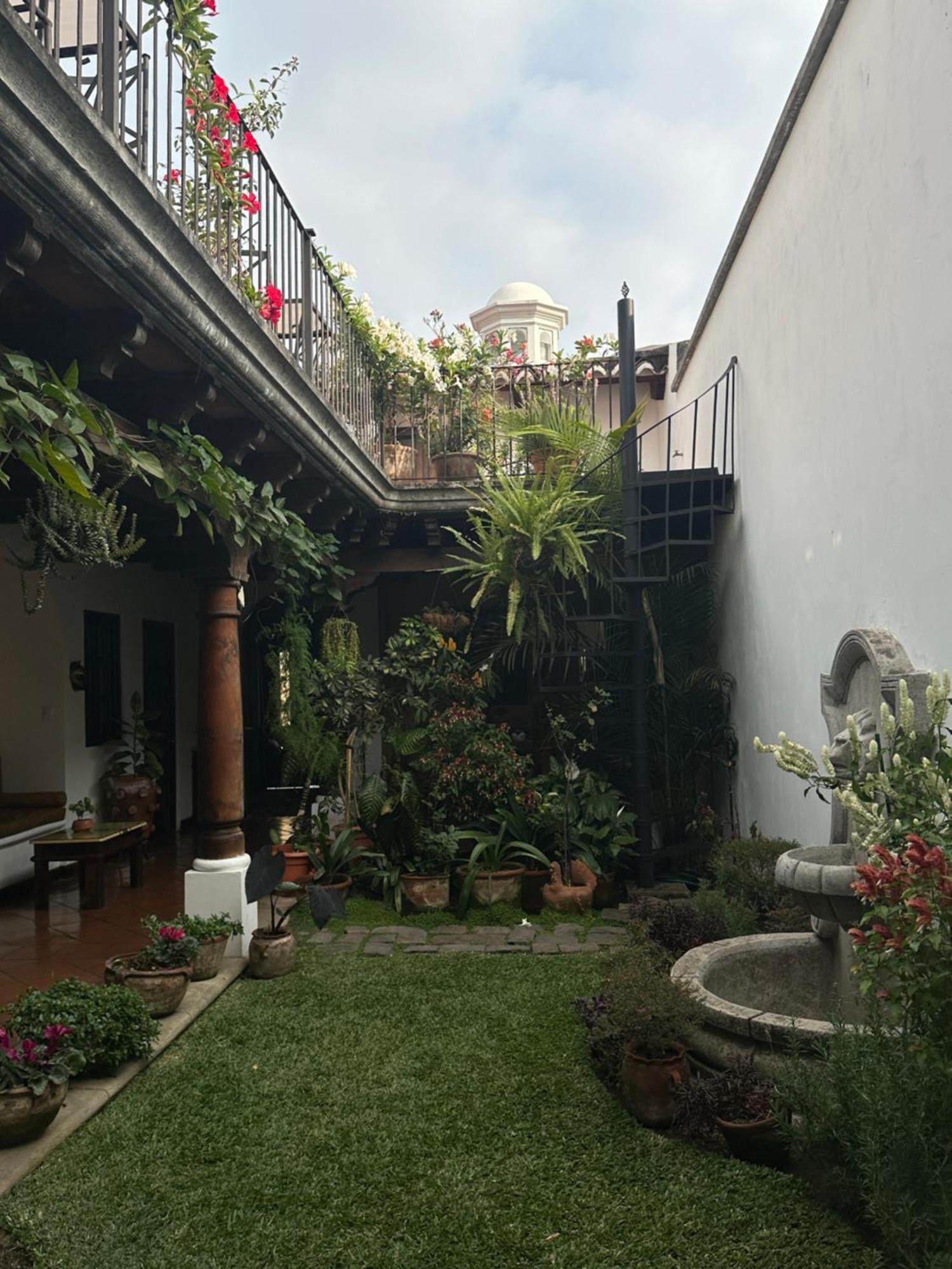 アンティグア・グアテマラ Casa Elena Bed & Breakfast エクステリア 写真