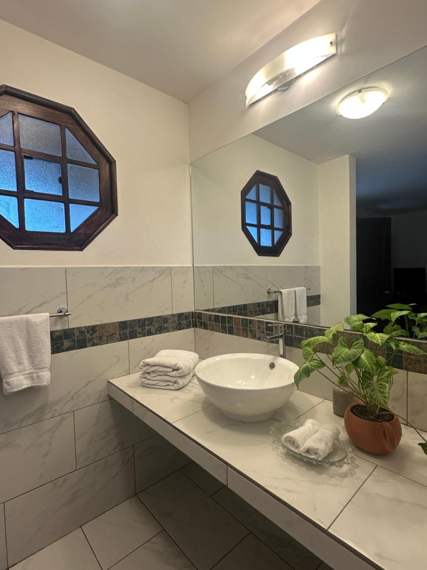 アンティグア・グアテマラ Casa Elena Bed & Breakfast エクステリア 写真